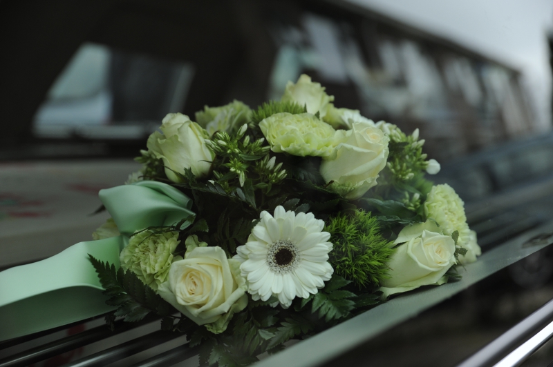 funeraire-LES SALLES SUR VERDON-min_flowers-4839339